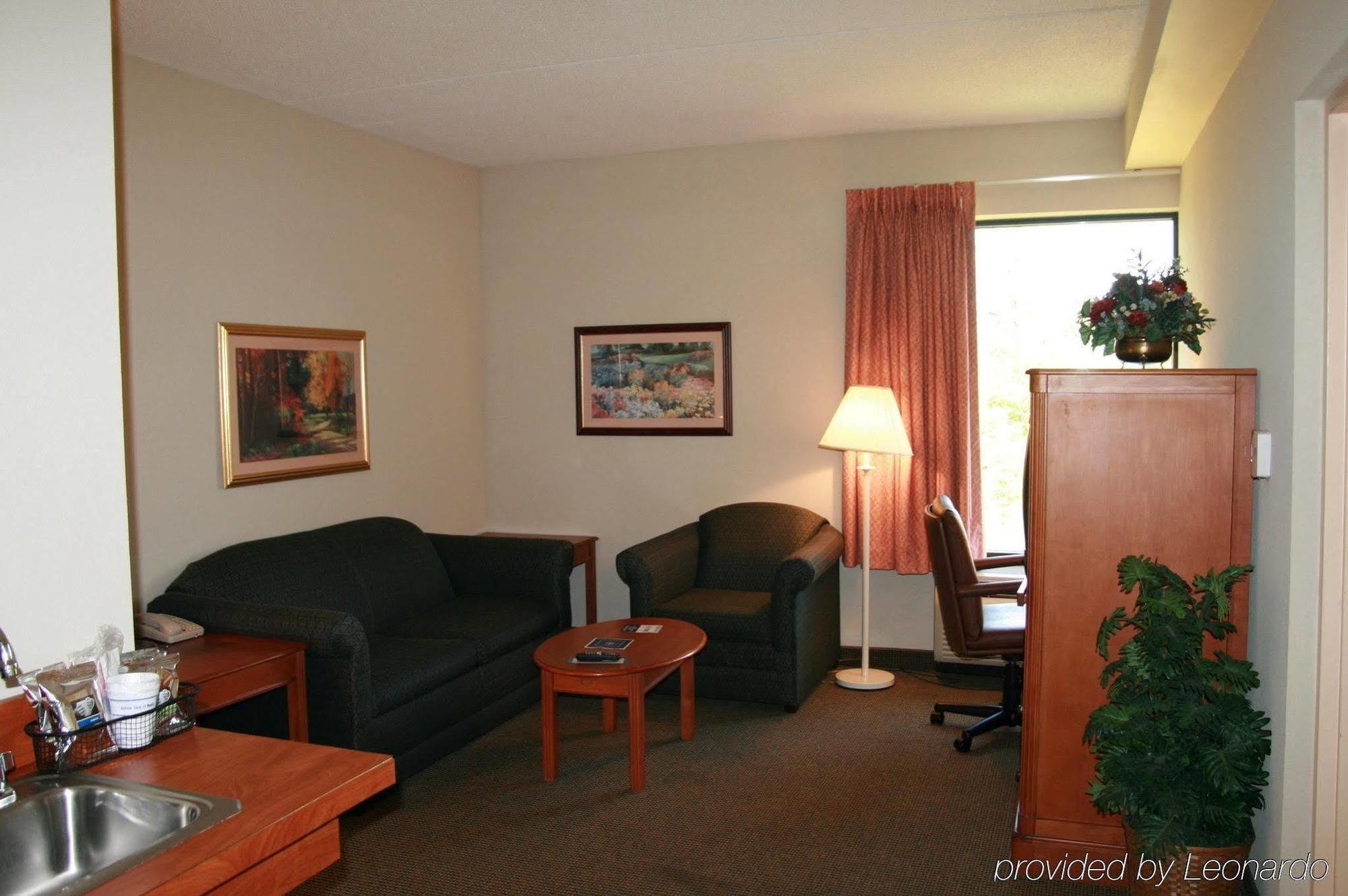 Comfort Inn & Suites Mt. Holly - Westampton Room photo